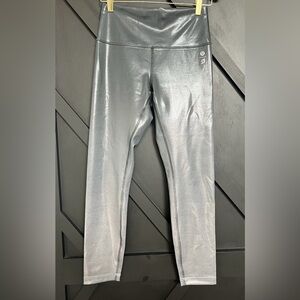 Lululemon x Peloton Collab Metallic Silver Gradient High-Rise Leggings, Size 8
